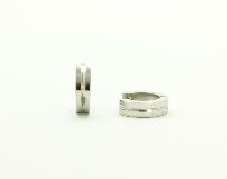 Material: Edelstahl  Maße: 4x13 mm