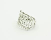 Material: Modeschmuck (Chrom- un...