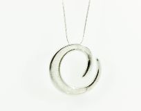 Material: Modeschmuck (chrom- un...