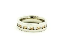Material: Edelstahl  Maße: 6x3 mm