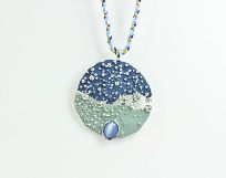 Material: Modeschmuck (chrom-und...